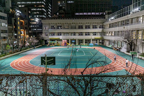 杰克逊轰24分，灰熊全队7人上双逆转取胜